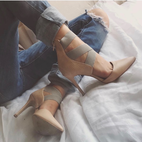 Meet your Posher! - Picture 9 of 11